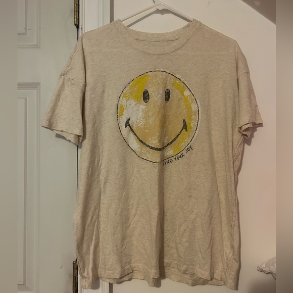 Aerie oversized smiley face t-shirt - Picture 4 of 4